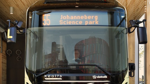Volvo ElectriCity Indoor Bus Stop1 55ad231498ca6
