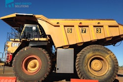 MineEnergySolutions CatMineTruckwithCNG 55ca672e70dd2