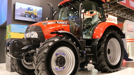 Mitas PneuTrac mounted on Case IH Maxxum tractor Author Emil Hou ka 2015 55d378c6e771d