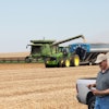 Soybean Harvest Farmer 55e05bc026732