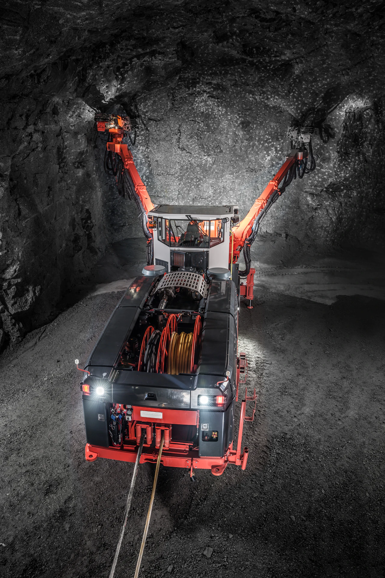 Sandvik introduces fully automated DT922i tunneling jumbo with