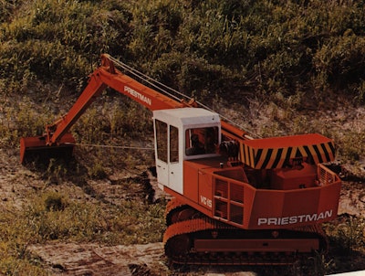A Priestman VC15 excavator at work. The hydraulic cylinder that attaches the traveling counterweight to the boom is barely visible.