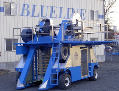 BL Blueberry harvester 003 5649fb0e1469a