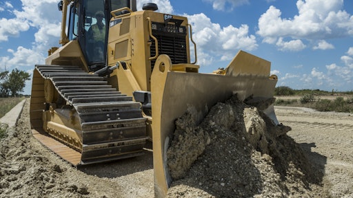 Cat D6N TTT in working application C10625180 564ba11a29ee2