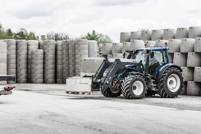 Valtra N4 04 565cb0468353d