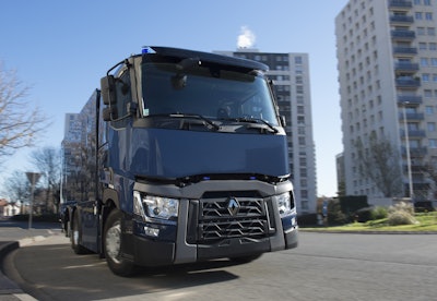 RenaultTrucks ArmoredTSeries 568d23ec79007