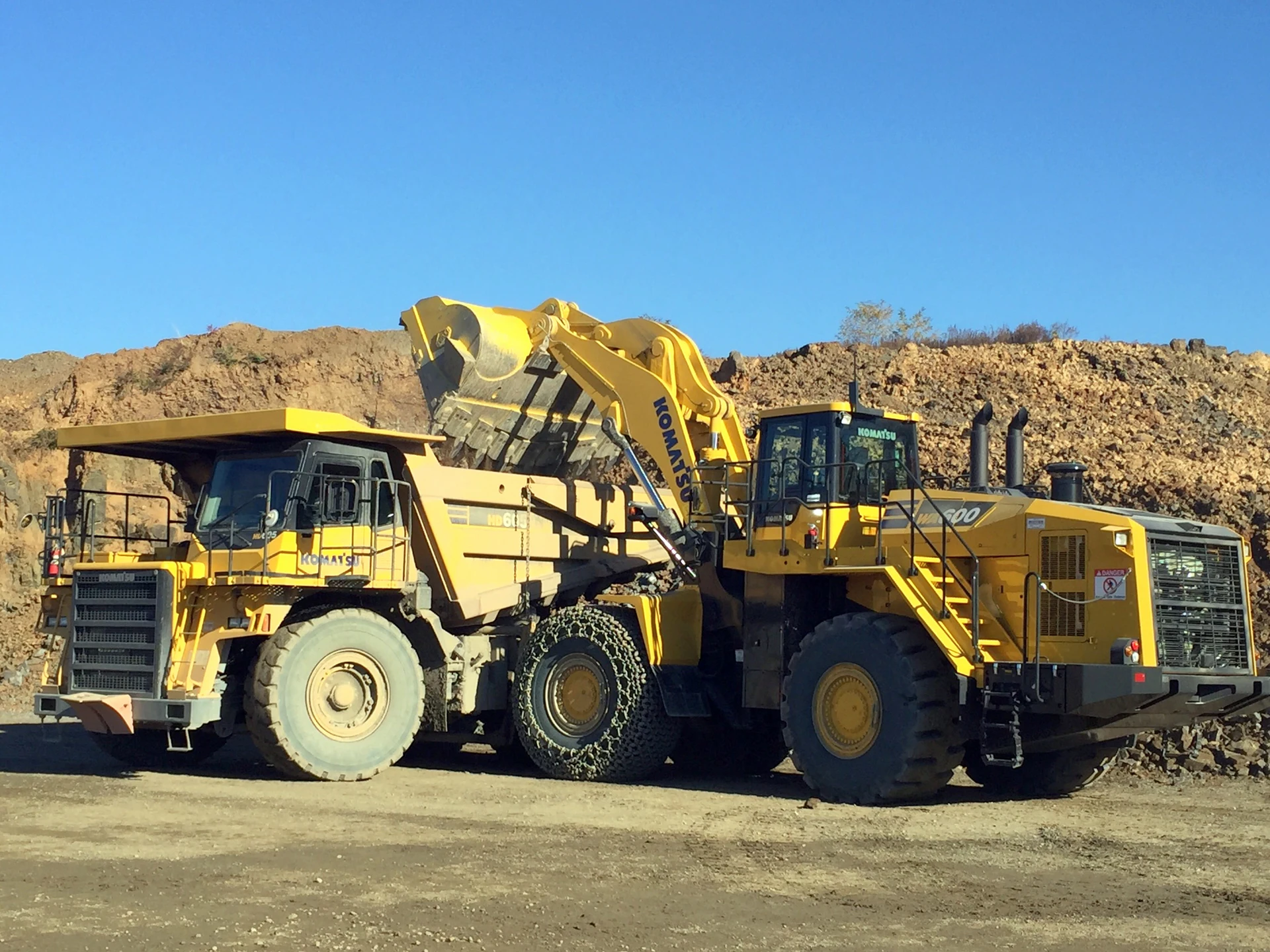 Komatsu Introduces Tier 4 Final WA600-8 Wheel Loader | OEM Off-Highway