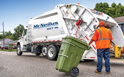 McNeilus REL XC 56be3495cd6f9