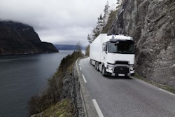 VolvoGroup 56b4a9e5f122b