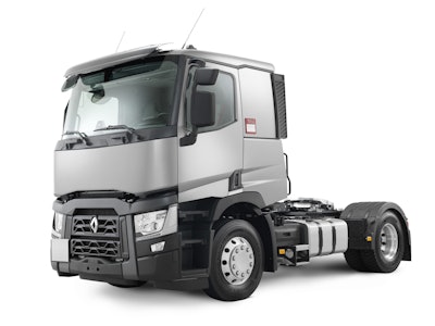 RenaultTrucks NewT2016Model 56eac5c0e131c