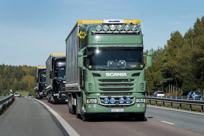 Scania TruckPlatooning 56f2c8f7265fc