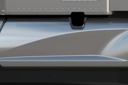 T680 76 inch Sleeper Aero Advantage Fairing4 56ddf6e8a0157