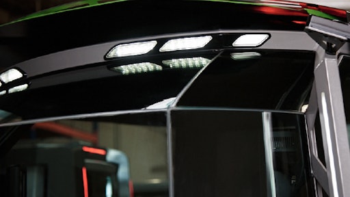 External LED lights and sunshade on the Genius CAB