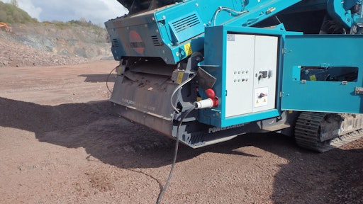 Powerscreen Warrior 1400XE Powered by Premiertrak 600 jaw crusher 572359fe1edeb