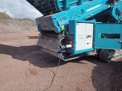 Powerscreen Warrior 1400XE Powered by Premiertrak 600 jaw crusher 572359fe1edeb