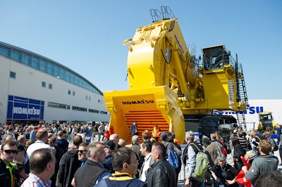 Komatsu PC7000
