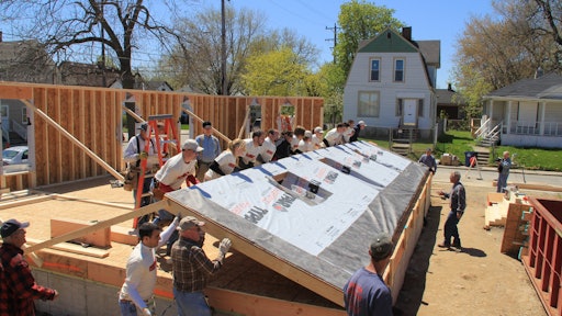 CNH Industrial employees in NAFTA volunteer to help build homes with Habitat for Humanity 572b65b744c66