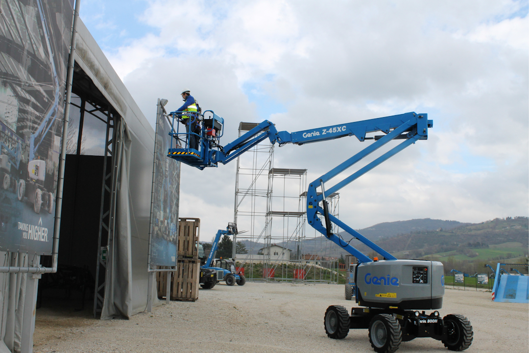 Genie Debuts New Extra Capacity Z-45/25XC Boom Lift | OEM Genie Debuts New Extra Capacity Z-45/25XC Boom Lift | OEM
