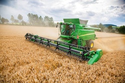 JohnDeere T670Combine 574f4a976776b