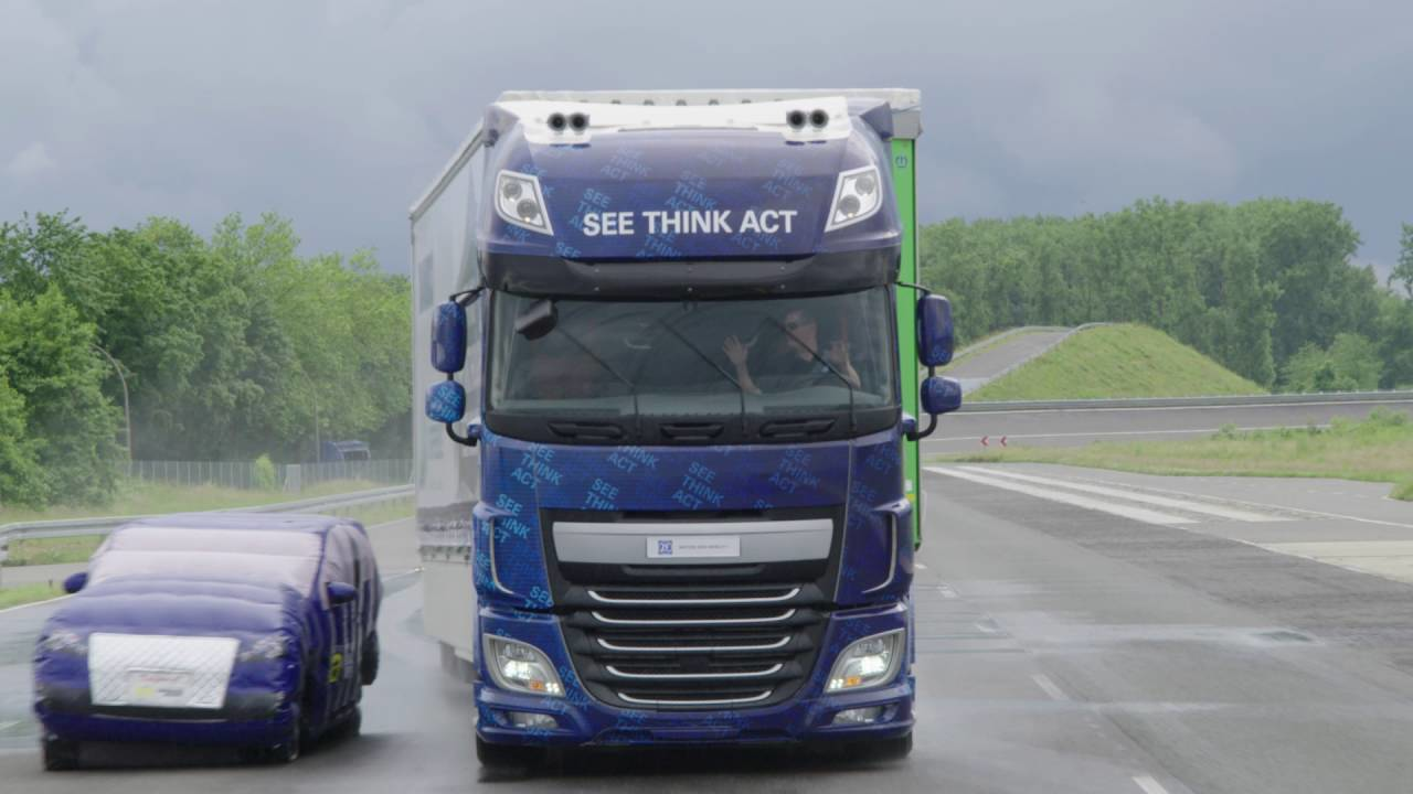 ZF Innovation Truck - Evasive Maneuver Assist System