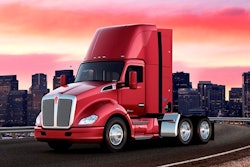 t680 day cab low emissons with cnglr 57bb06d6a128a