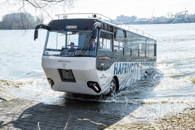 P Bus EOT RiverBus 01 width 740 57cf04b3e38ad
