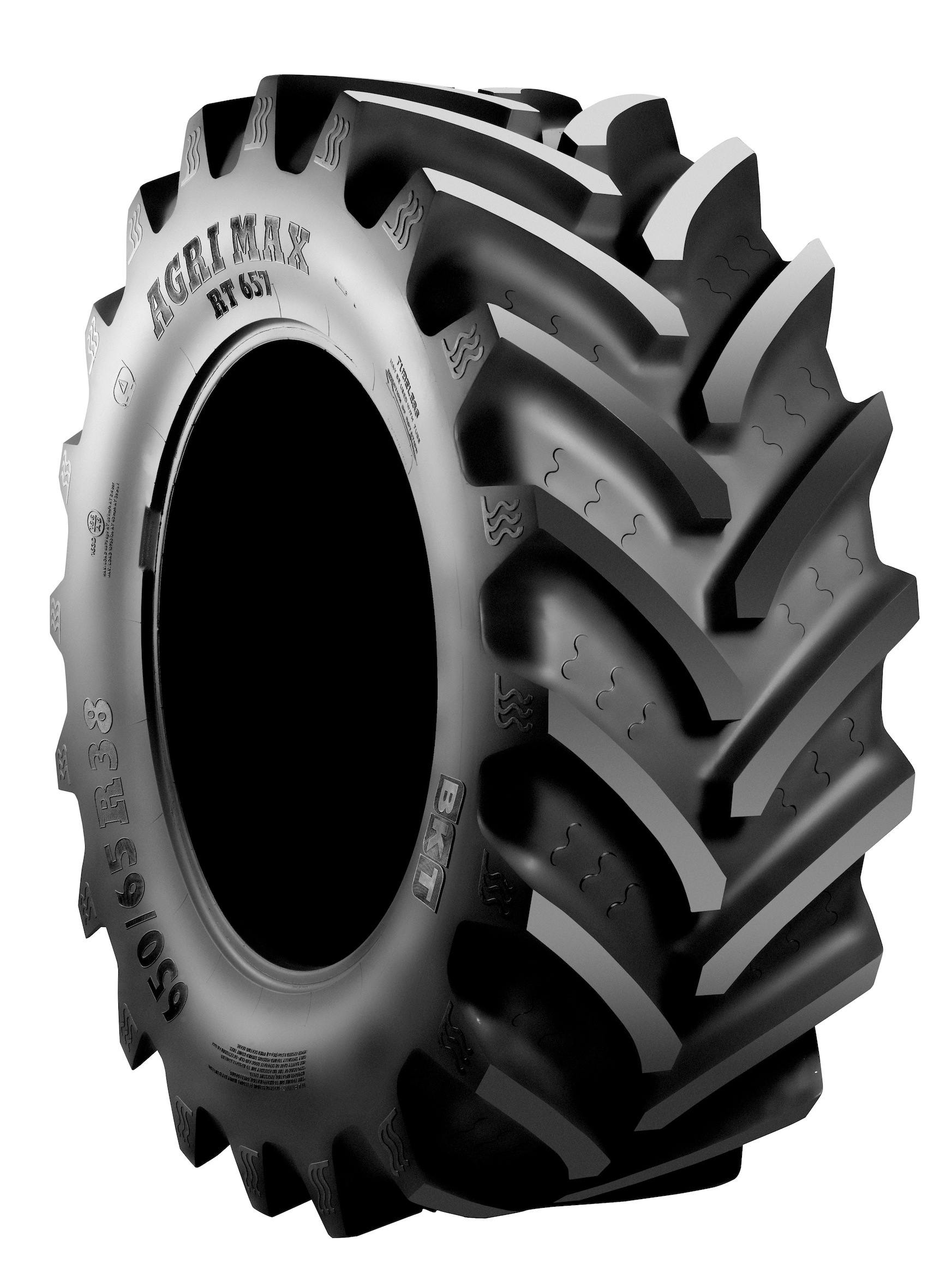 RT765 480/70R30 TL 要在庫確認 送料無料 BKT トラクター タイヤ 70扁平 ラジアル チューブレス 互換16.9R30 169R30 RT-765 インド製