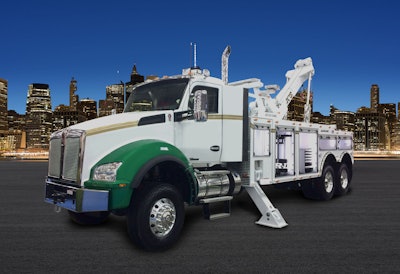The Kenworth T880 is now available in an all-wheel drive configuration. The front drive axle is installed at the Kenworth factory, which speeds delivery time and saves costs for customers. The all-wheel drive T880 is being used in oil fields, configured as an off-road crane, in utility and construction work, or used with municipalities and fire/rescue. The Marmon Herrington MT-22 front drive axle is available in a 6x6 or 8x8 Class 8 configuration with a capacity rating up to 22,000 pounds. The all-drive configuration requires a Fabco transfer case, and can be specified with Fabco’s 1-speed TC-142 or 2-speed TC-143 transfer case, depending on customer requirements.