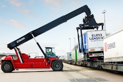 Kalmar Drf450 Reach Stacker 1 58c08092e262d