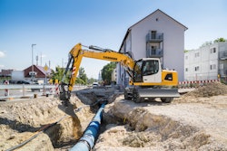 Liebherr Mobile Excavator A918 02 300dpi 58c91a48de329