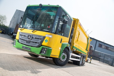 A waste collection vehicle fitted with ULEMCo’s dual fuel system.