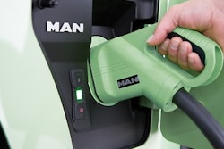 Man 5922e61682805