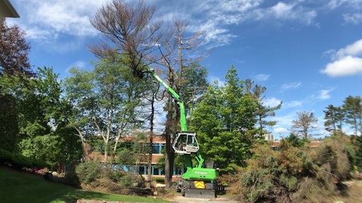 Sennebogen 718 And Mayer Tree Service
