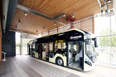 Indoor Bus Stop Electricity1