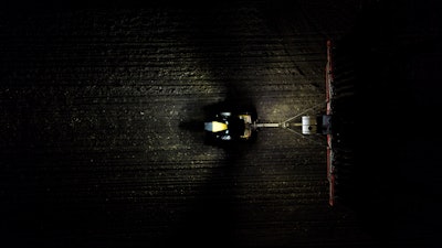 Challenger Mt743 With White Planter 9824 Ve High Speed Planter Dji 0765