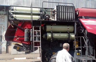 Gomselmash Cng Combine2