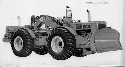 With the double-jointed articulation typical of this design, the Allis-Chalmers 555 push tractor had a turning radius of roughly half its length. It was offered only in 1962 and 1963.