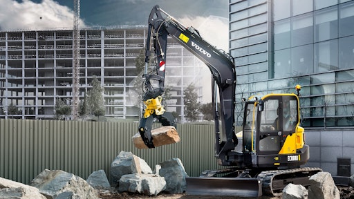 The ECR88D mini-digger is fitted with a Diesel Particulate Filter as standard, making it ideal for use in Low Emission Zones.