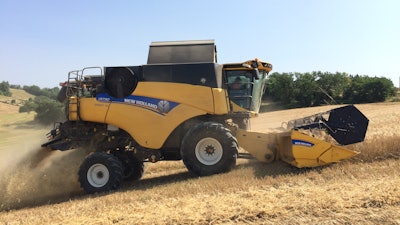 New Holland Everest
