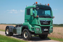 P Tgs Eot Agrartruck 4x4 02thump