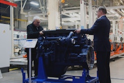 Liebherr and KAMAZ complete the development of a new engine series (from left to right: Willi Liebherr and Sergey Kogogin).