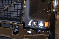 New Led Headlights Standard On Volvo Vhd Series Detail