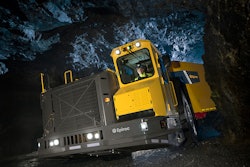 Minetruck Mt65 Mining Comm 01