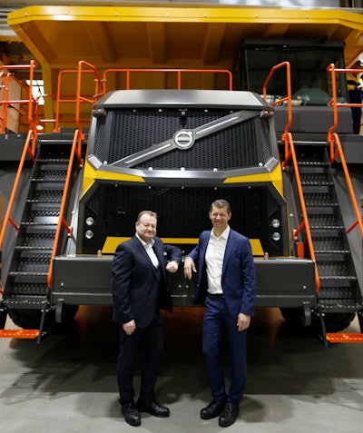 Volvo CE President Melker Jernberg (right) with Volvo CE Vice President of Rigid Haulers Paul Douglas in front of the newly launched rigid hauler.