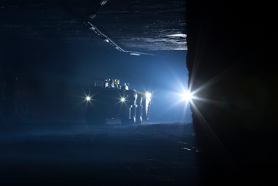 Scooptram Automation Regular St14 Comm 03