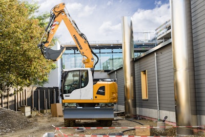 Liebherr Mobil Excavator A914compact 300dpi