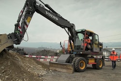 2018 June Volvo Ce Tests Safety Concepts With Colas
