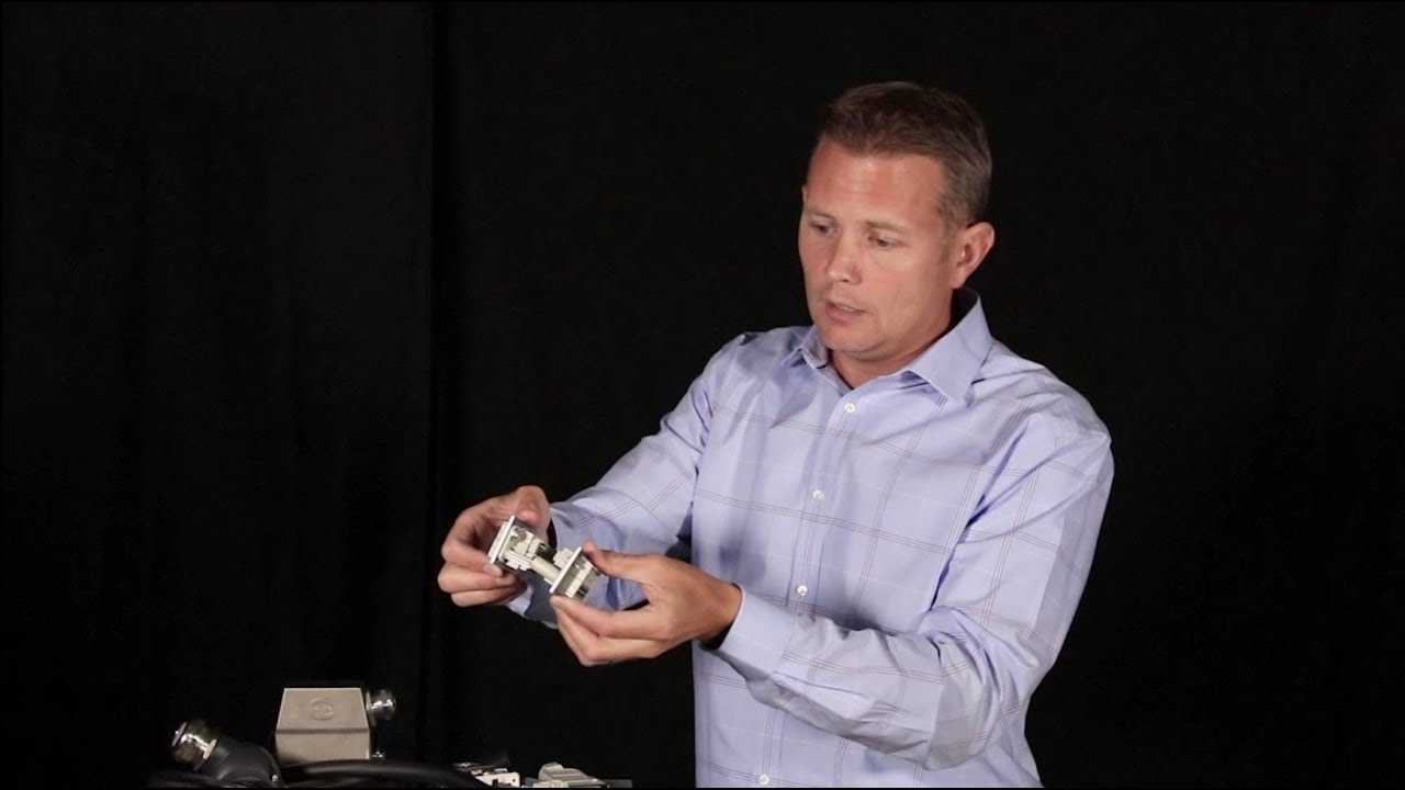 Maxresdefault 5b22bbc48dfee