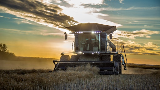 AGCO's IDEAL combine’s approach to automation blends harvesting performance benchmarks and necessary combine settings, enhancing ease of harvest for expert operators and improving efficiency of new operators. Learn more about the IDEAL combine at www.oemoffhighway.com/21008705.