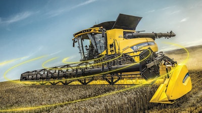 New Holland Cr Revelation Combine